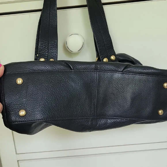 B. Makowsky Black Leather Shoulder Bag Satchel East West Gold Accent Zippers - Picture 7 of 16
